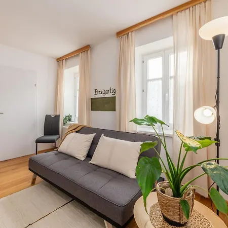 Hoamat Fuers Herz, Kleine Herz דירה *